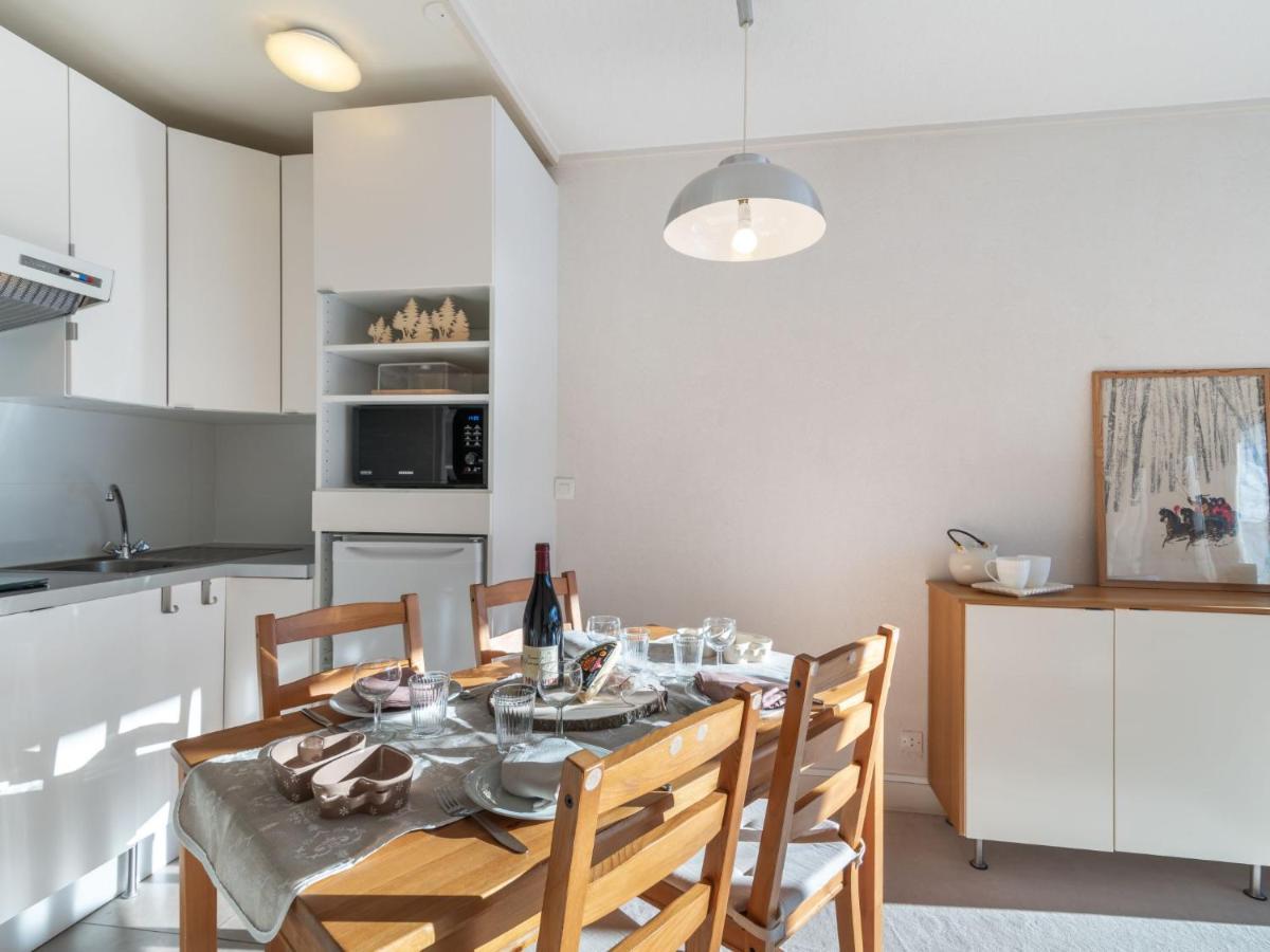 Apartment Les Pistes - Lavachet-4 By Interhome *